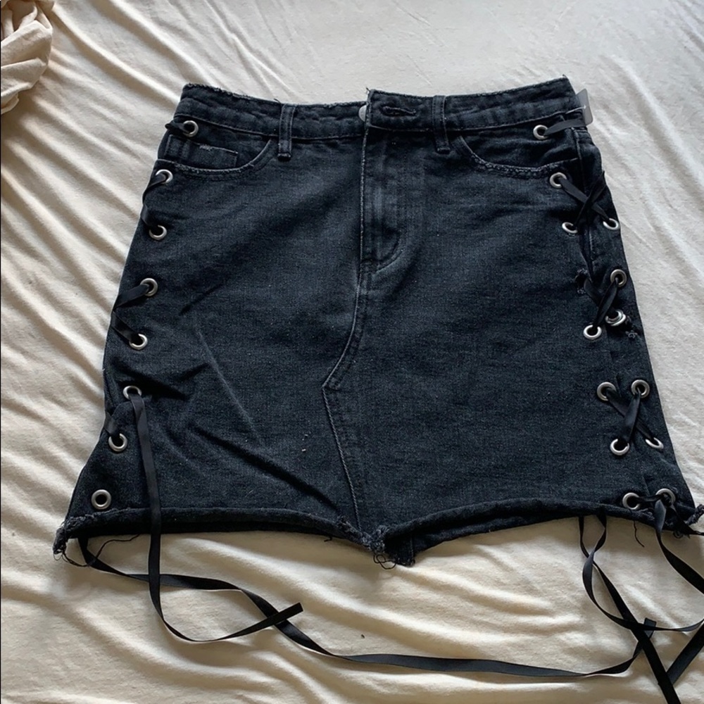 Black skirt with tied up sides